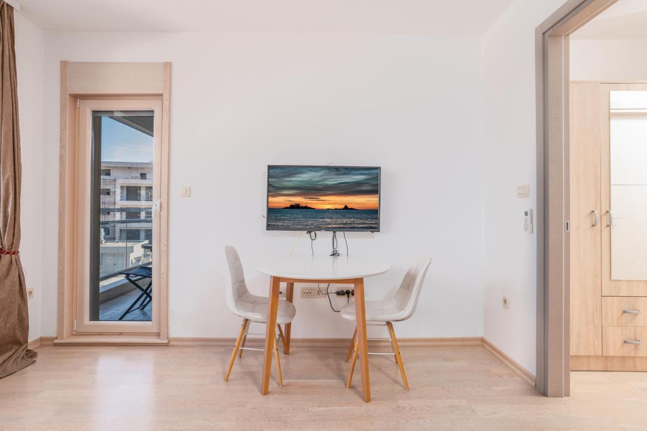 Fontana Mediteran Properties Budva Eksteriør bilde