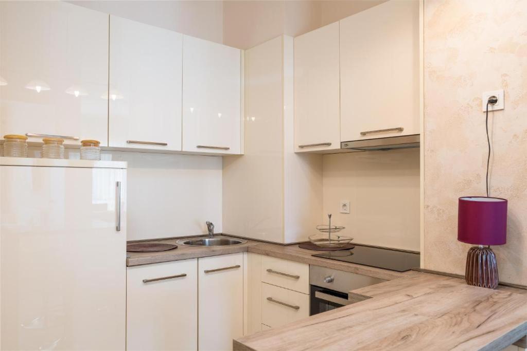 Fontana Mediteran Properties Budva Eksteriør bilde